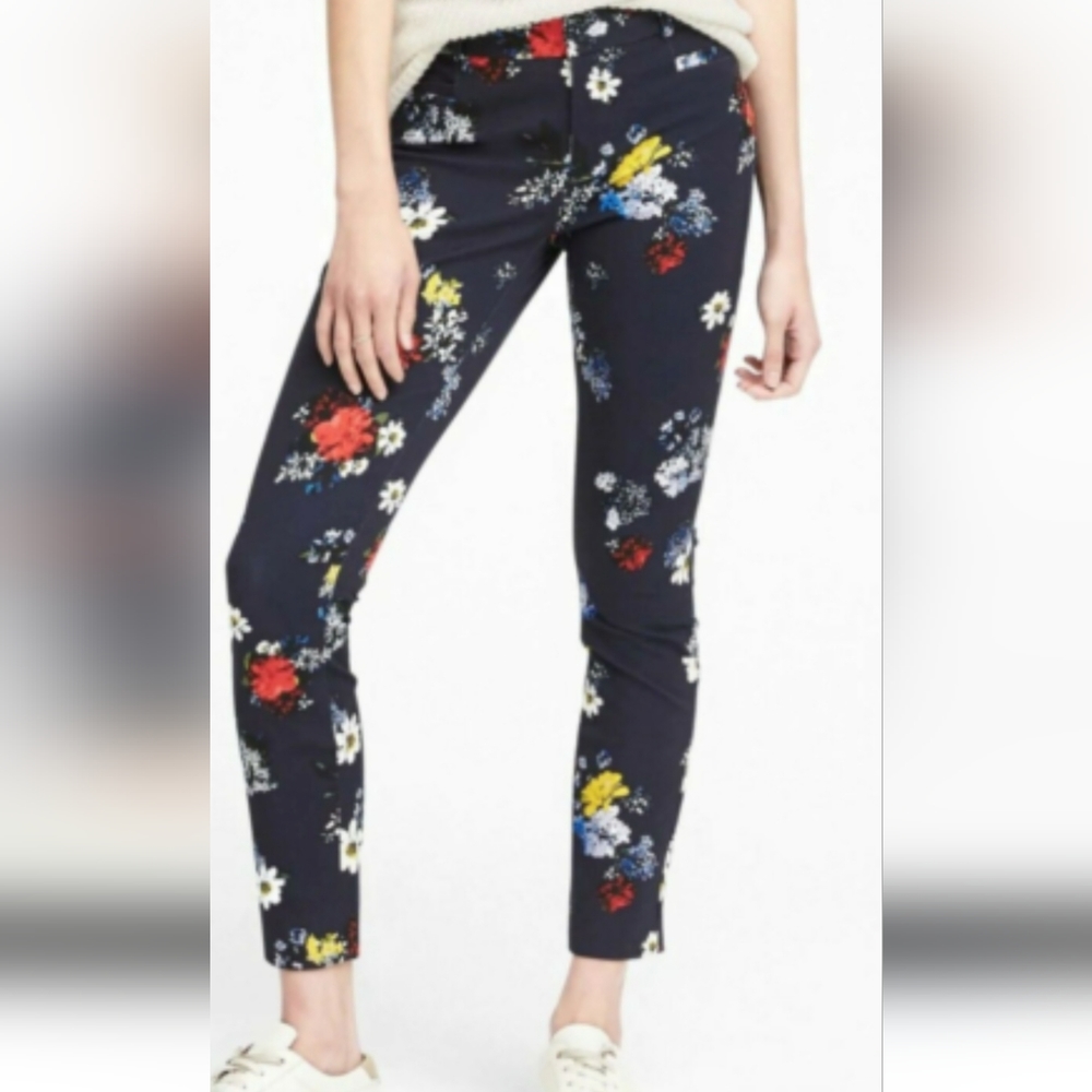 NWOT Floral navy pants